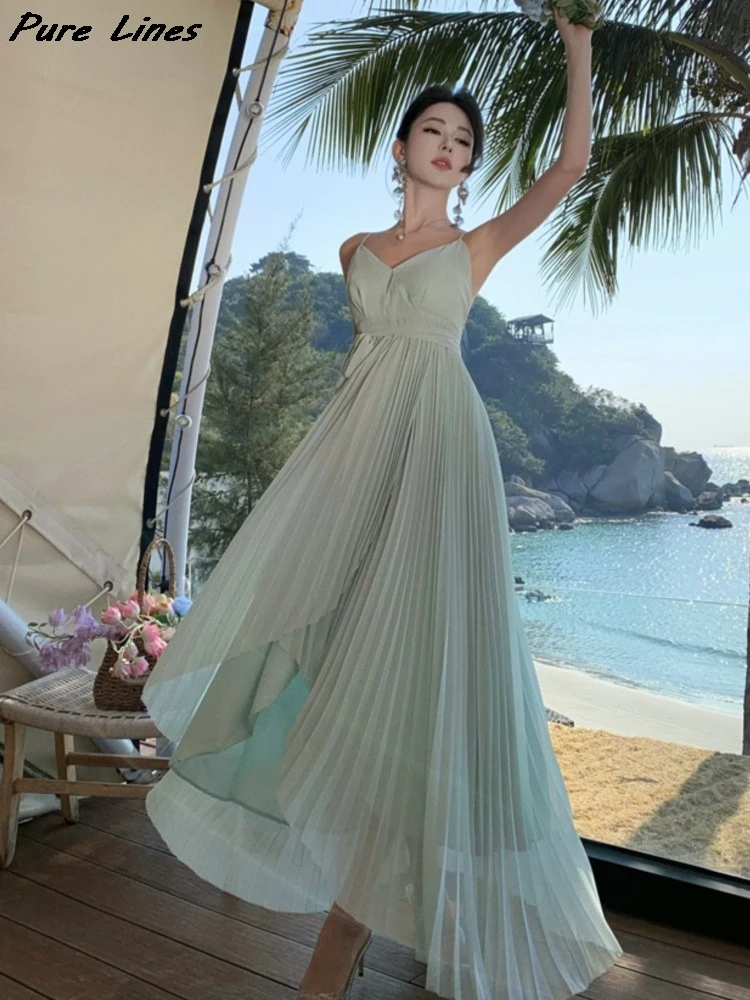 Women Summer Sexy Backless Pleated V-Neck Lace-up A-Line Dress Holiday Beach Elegant Camisole Long Dresses Female Clothing New
Women Summer Sexy Backless Pleated V-Neck Lace-up A-Line Dress Holiday Beach Elegant Camisole Long Dresses Female Clothing New