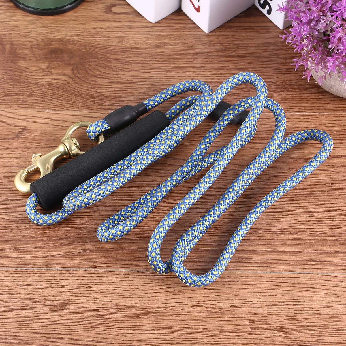 Pet Leash Loss Prevention Dog Pulling Rope The Sports Supplies Climbing for Dogs
Pet Leash Loss Prevention Dog Pulling Rope The Sports Supplies Climbing for Dogs