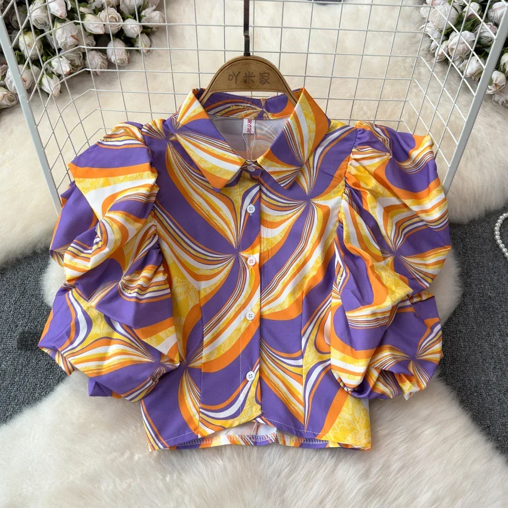 Women Chic Polo Neck Single Breasted Print Puff Sleeve Crop Top Pleated Slim Basic Office Lady Sexy Sweet Summer Women Blouse
Women Chic Polo Neck Single Breasted Print Puff Sleeve Crop Top Pleated Slim Basic Office Lady Sexy Sweet Summer Women Blouse