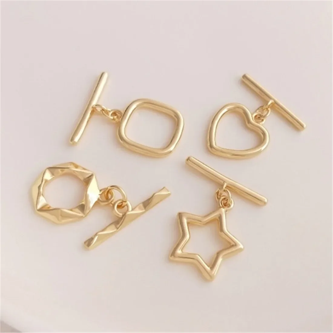 OT Buckle 14K Gold-clad Love-shaped Five-pointed Star Rhombic Square Buckle Diy Finishing Connection Buckle Accessories B884
OT Buckle 14K Gold-clad Love-shaped Five-pointed Star Rhombic Square Buckle Diy Finishing Connection Buckle Accessories B884