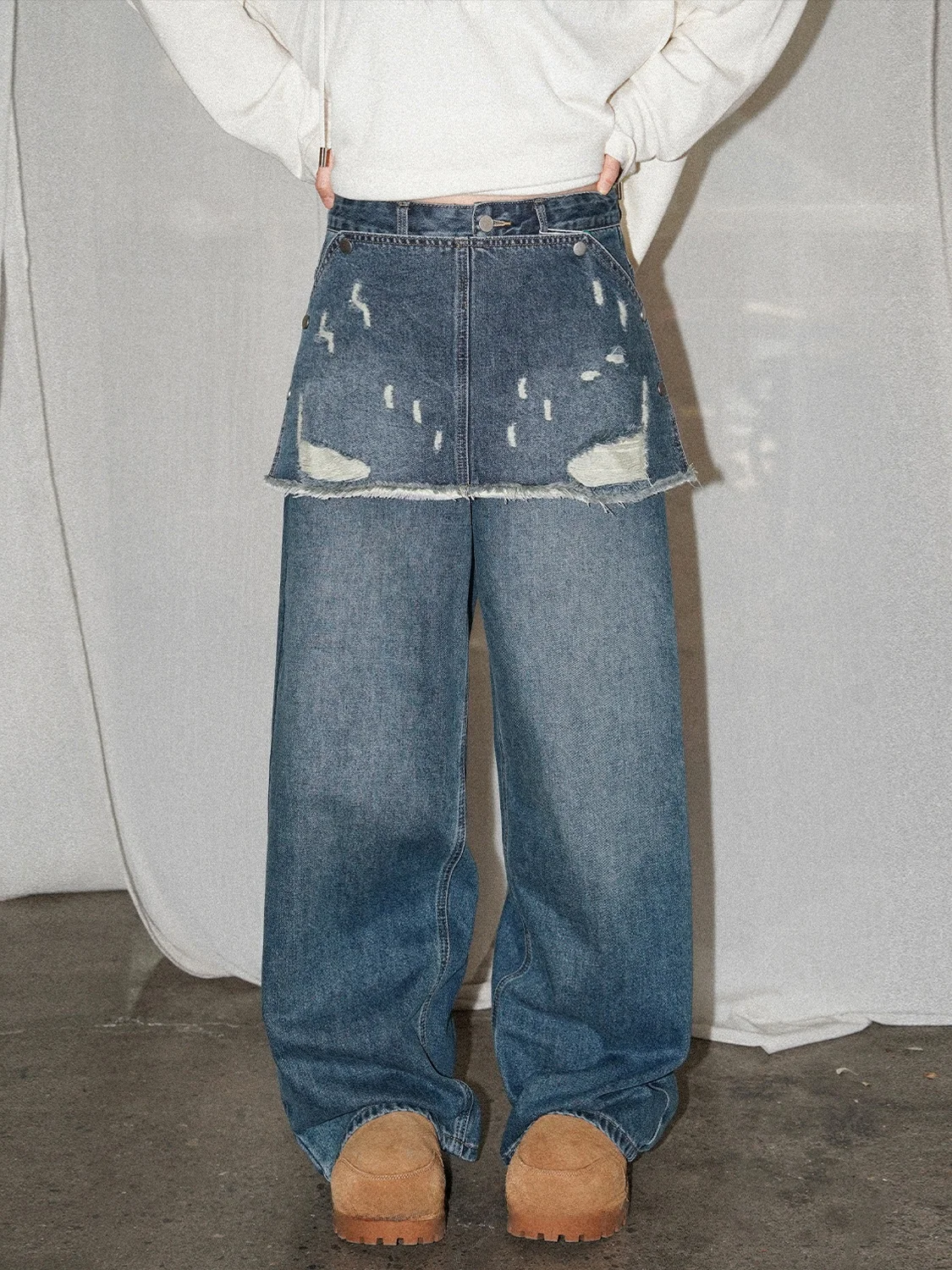 JINGU een Label Casual Design Sense Korean Sle Denim Jeans Torn Hole Frayed Jeans Straight Leg l Waist
JINGU een Label Casual Design Sense Korean Sle Denim Jeans Torn Hole Frayed Jeans Straight Leg l Waist