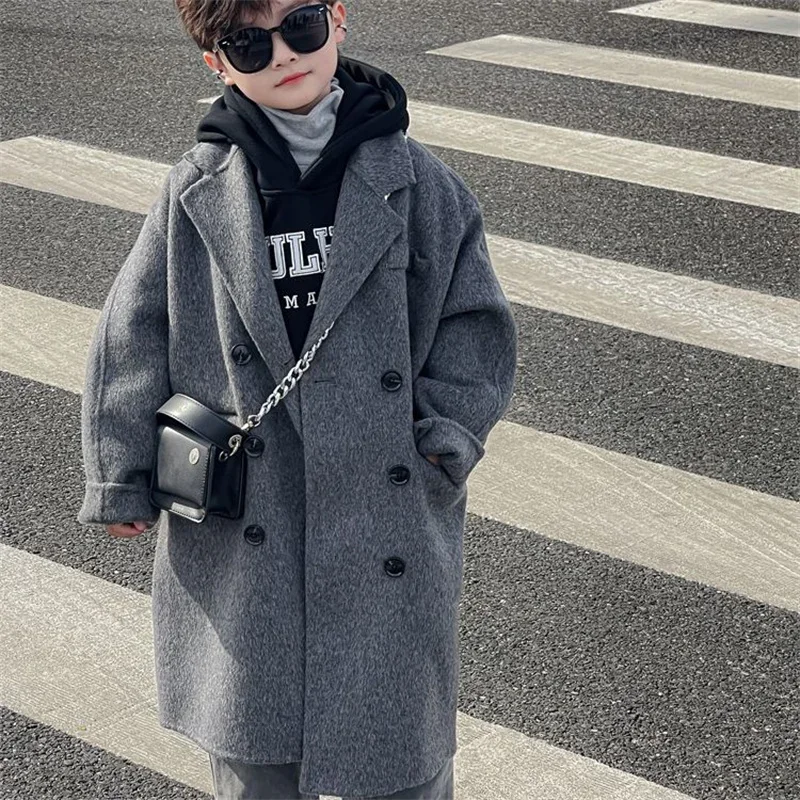 Boys' woolen coat new boys' winter cashmere thickened coat Woolen Dazhong children Korean version of Ocean Tide
Boys' woolen coat new boys' winter cashmere thickened coat Woolen Dazhong children Korean version of Ocean Tide