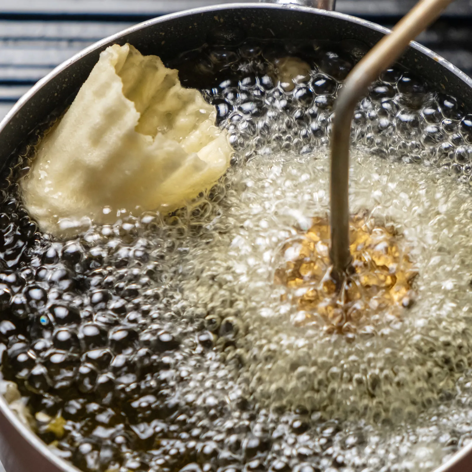 Mini Golden Cup Mold Baking Tool for Pancake Egg Tart Making Non-Stick Reusable DIY Malaysia Nyonya Cuisine Mold Set
Mini Golden Cup Mold Baking Tool for Pancake Egg Tart Making Non-Stick Reusable DIY Malaysia Nyonya Cuisine Mold Set