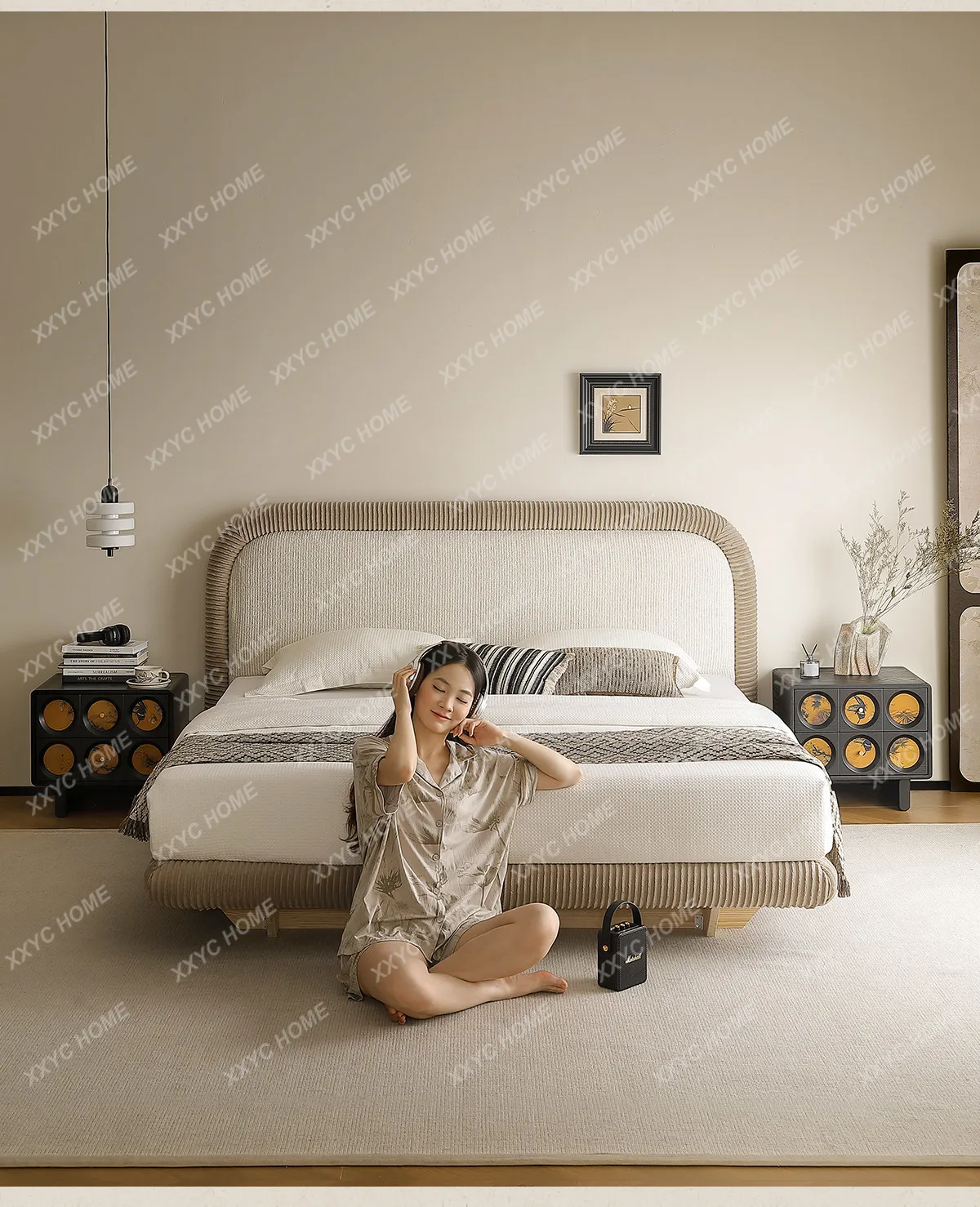 Fabric bed simple modern master bedroom bed new removable and washable 1.8M double bed medieval minimalist
Fabric bed simple modern master bedroom bed new removable and washable 1.8M double bed medieval minimalist