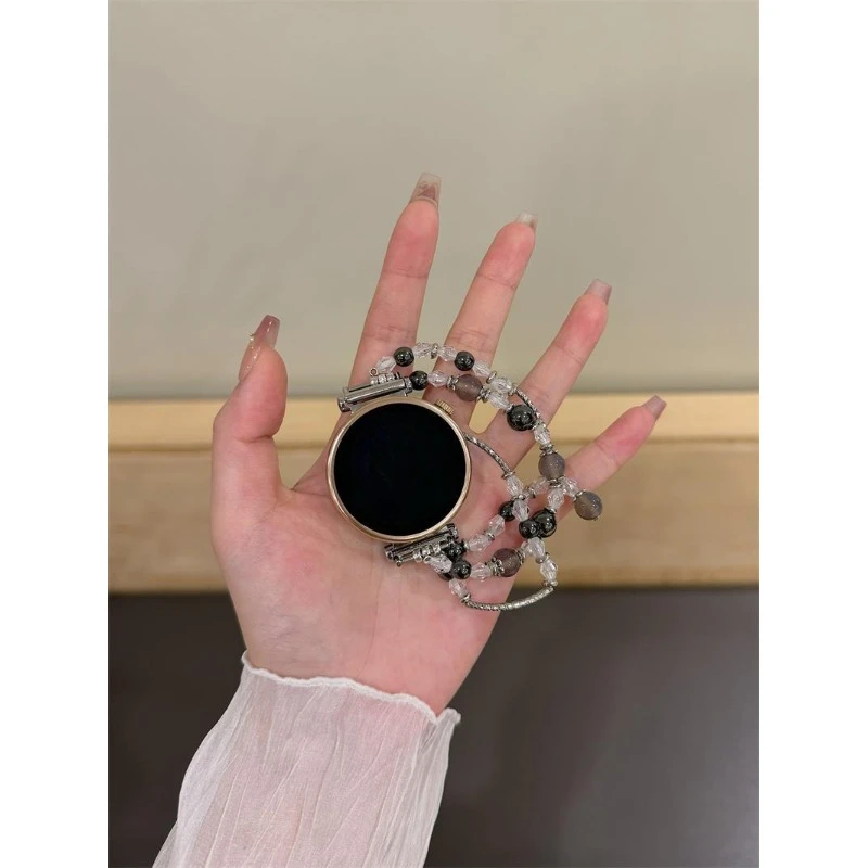 Crystal Pearl подходит для ремешков часов Huawei GT5/GT5 Pro/GT4/GT2/3/4 22 мм/20 мм/18 мм.
Crystal Pearl подходит для ремешков часов Huawei GT5/GT5 Pro/GT4/GT2/3/4 22 мм/20 мм/18 мм.