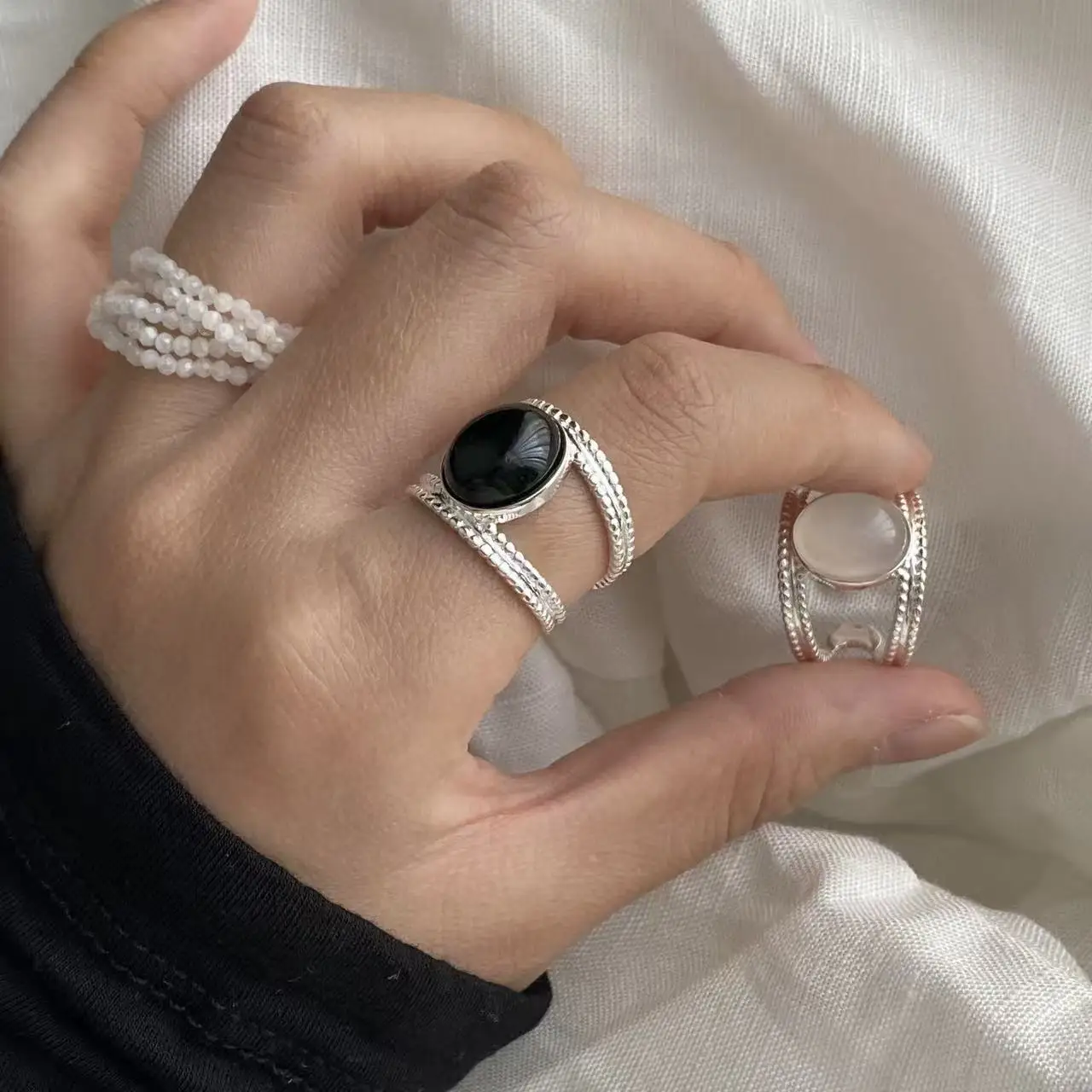 CHOZON S925 однотонное серебряное кольцо с черным ониксом, французское минималистское кольцо, оптовая продажа, изящные ювелирные изделия для женщин 
CHOZON S925 однотонное серебряное кольцо с черным ониксом, французское минималистское кольцо, оптовая продажа, изящные ювелирные изделия для женщин