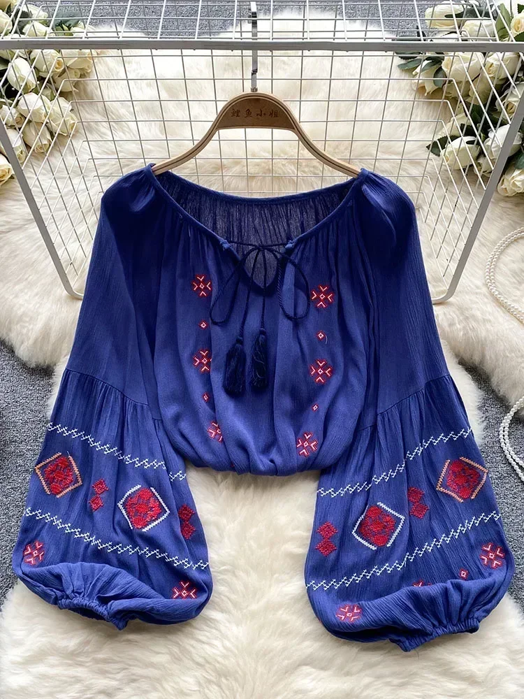Spring Autumn Blouse Leisure Time Retro Ethnic Style Bubble Sleeved Shirt with Strap Design Niche Style Top D5328 Women
Spring Autumn Blouse Leisure Time Retro Ethnic Style Bubble Sleeved Shirt with Strap Design Niche Style Top D5328 Women