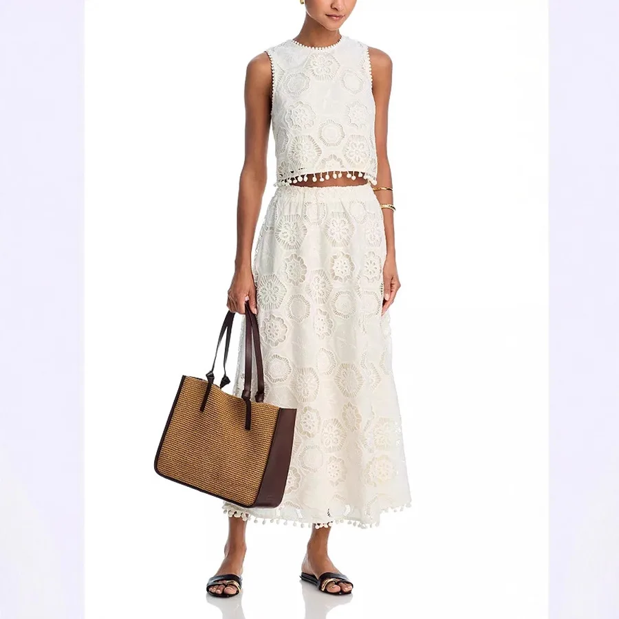 Spring Summer Skirt Two Piece Set Women Elegant Flower Lace Embroidery Sleeveless Cropped Top A-line Skirts Sets Vacation Style
Spring Summer Skirt Two Piece Set Women Elegant Flower Lace Embroidery Sleeveless Cropped Top A-line Skirts Sets Vacation Style