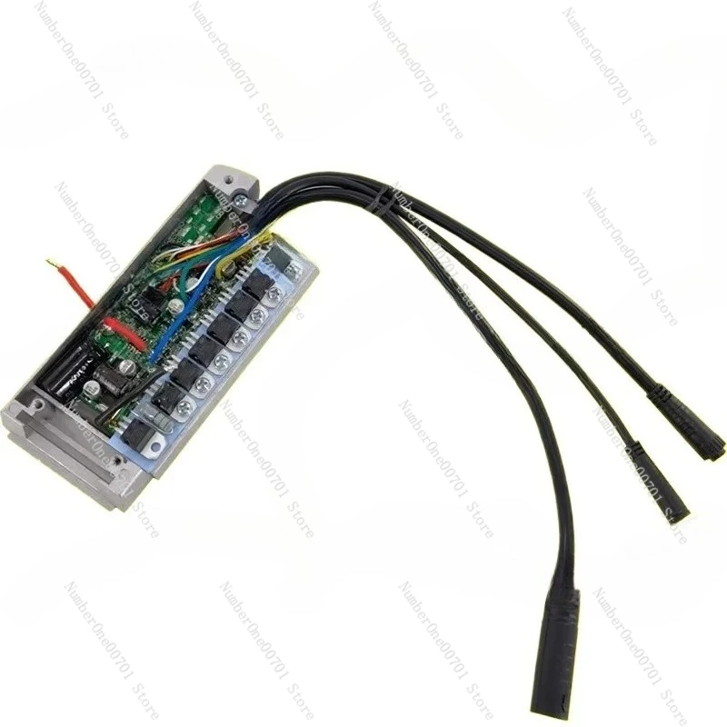 Bicycle To Electric 36V/48V250W350W No. 1 6 Tube 15A Sine Wave Controller
Bicycle To Electric 36V/48V250W350W No. 1 6 Tube 15A Sine Wave Controller