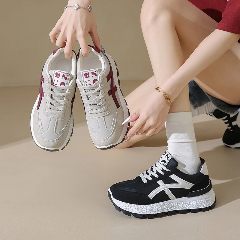 Spring and Autumn Fashionable and Comfortable Sports Shoes for Women New Couple Shoes Thick Sole Increased Casual Dad Shoes
Spring and Autumn Fashionable and Comfortable Sports Shoes for Women New Couple Shoes Thick Sole Increased Casual Dad Shoes