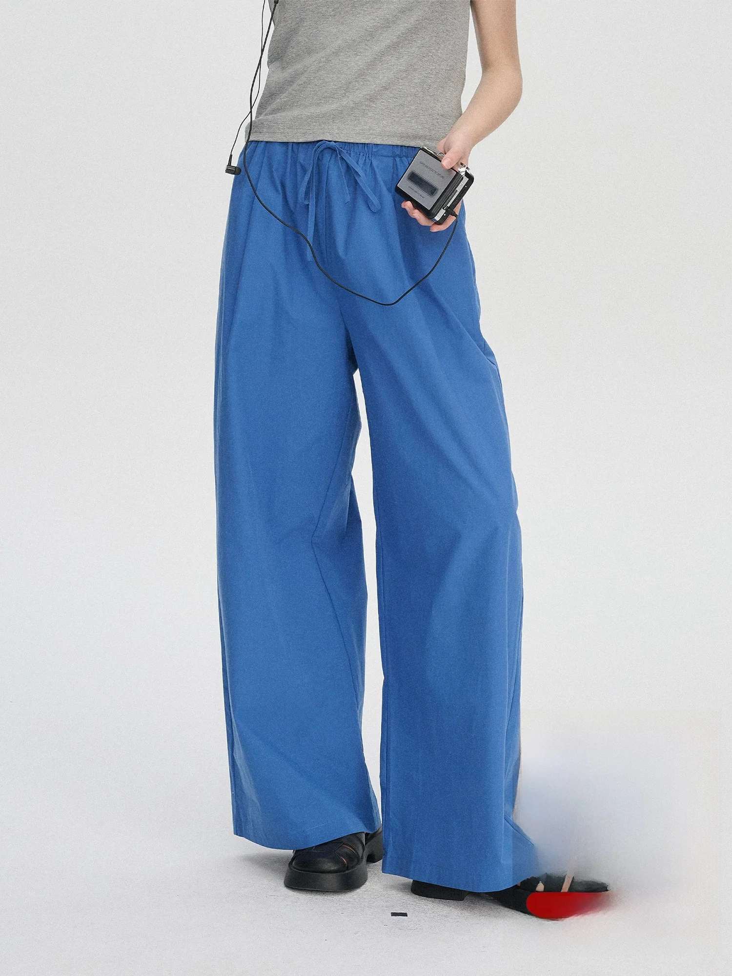 Loose Fit Straight Leg Pants with Drawstring Elastic Waist in Klein Blue Casual High Street Nordic Style Women's Clothing
Loose Fit Straight Leg Pants with Drawstring Elastic Waist in Klein Blue Casual High Street Nordic Style Women's Clothing