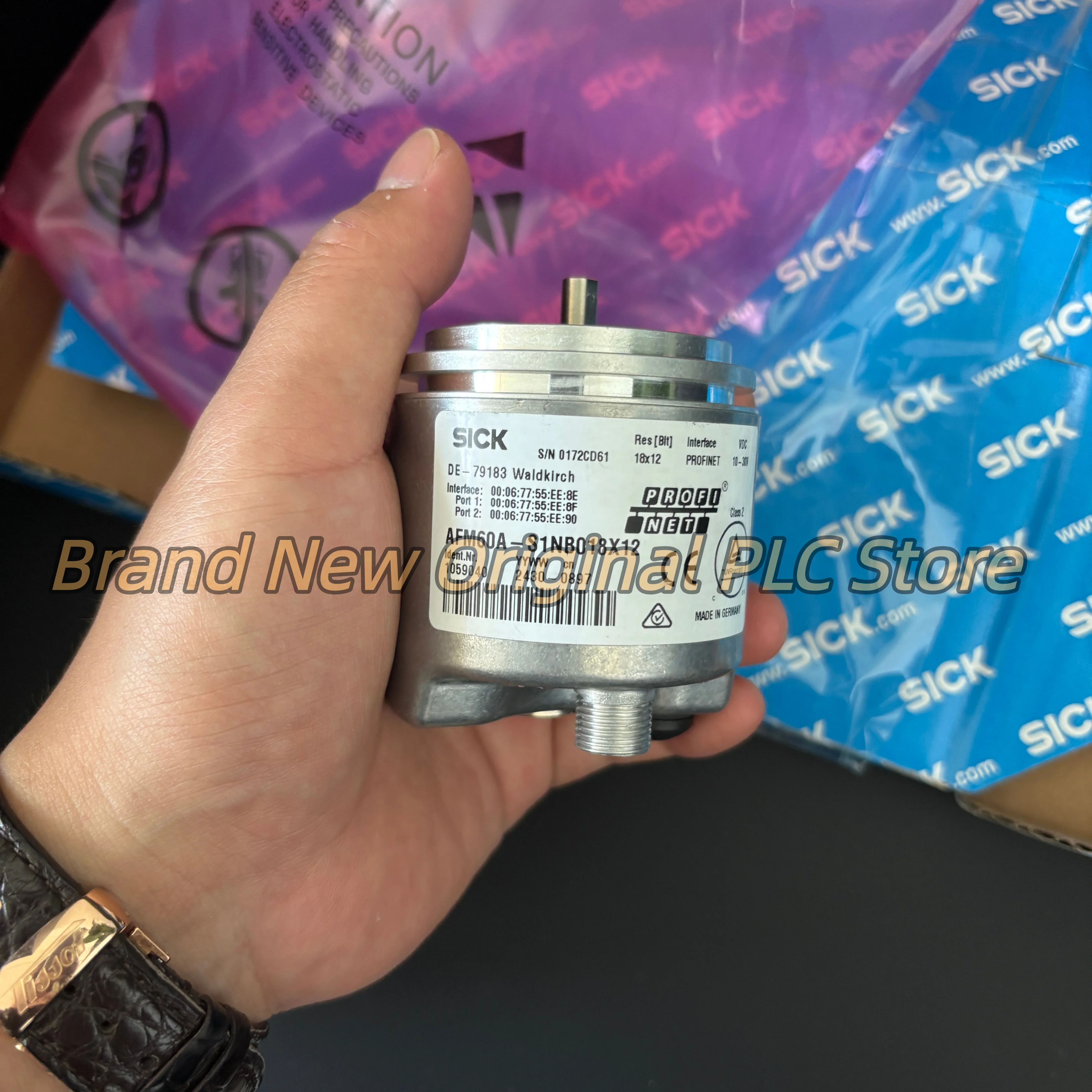Encoder AFM60A-S1NB018X12 1059040 Brand New
Encoder AFM60A-S1NB018X12 1059040 Brand New