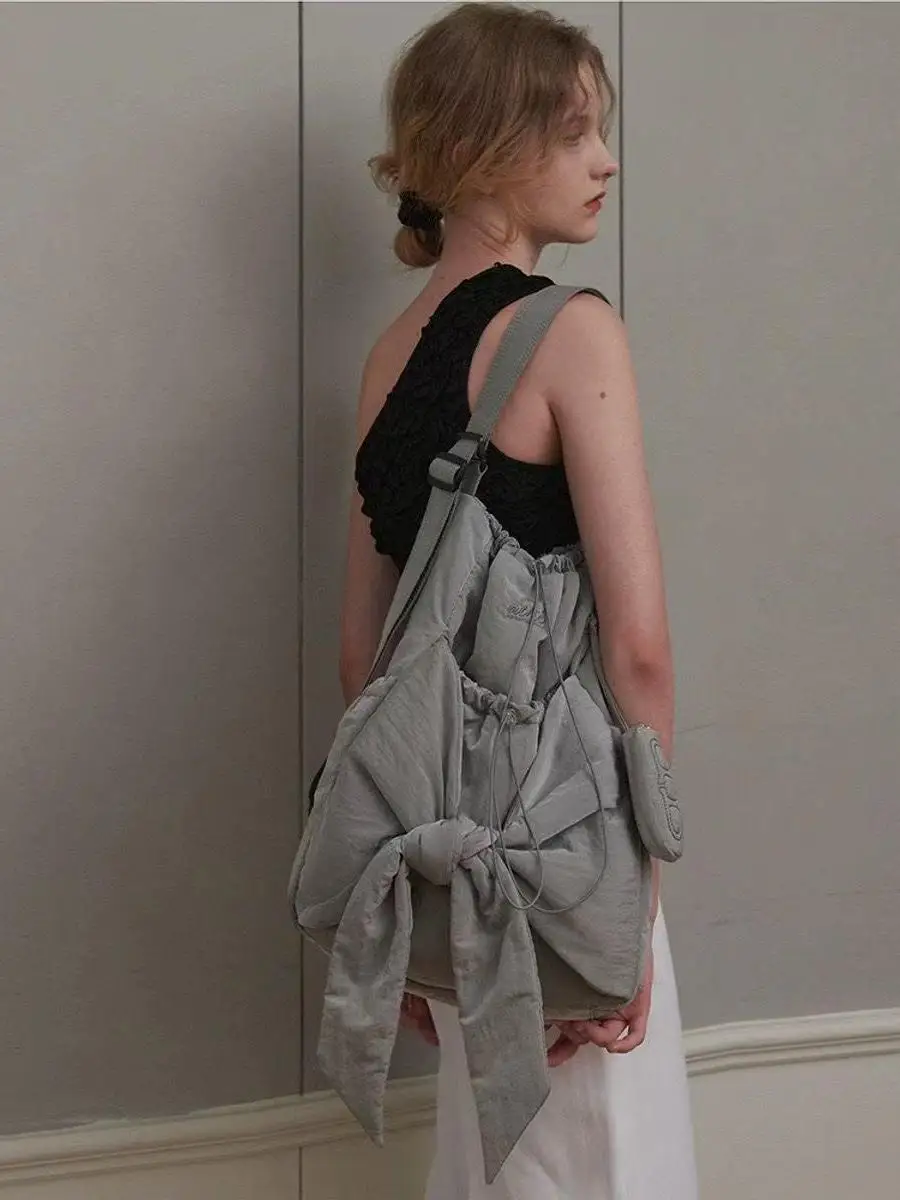 Brand Casual Knot Tote Bag oulder Bag Two-In-One Soft Nylon Pure Color Daily Use Foldable Water Waable
Brand Casual Knot Tote Bag oulder Bag Two-In-One Soft Nylon Pure Color Daily Use Foldable Water Waable