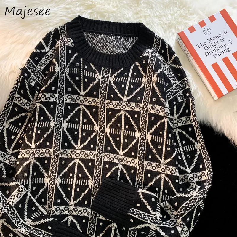 Pullovers Men Harajuku O-neck Sweater Spring Loose Korean Style Knitwear Trendy Casual Chic Handsome Geometric Clothing Thermal
Pullovers Men Harajuku O-neck Sweater Spring Loose Korean Style Knitwear Trendy Casual Chic Handsome Geometric Clothing Thermal