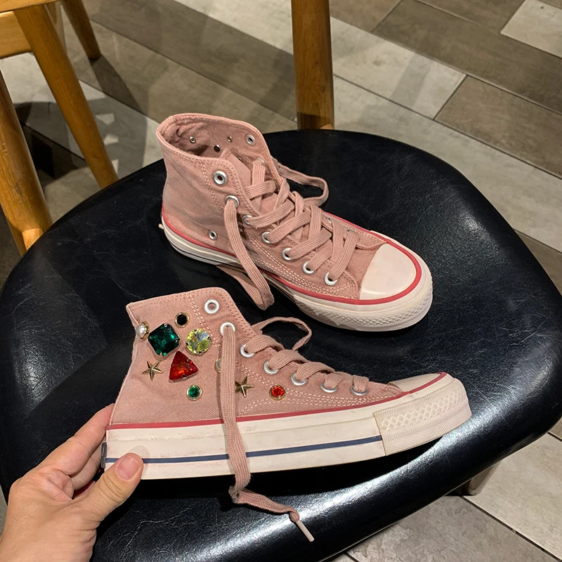 New Women's High-top with diamond Canvas Sneakers Lace-up Comfortable Shoes Fashion Outdoor Multi-functional Sports Canvas Shoes
New Women's High-top with diamond Canvas Sneakers Lace-up Comfortable Shoes Fashion Outdoor Multi-functional Sports Canvas Shoes
