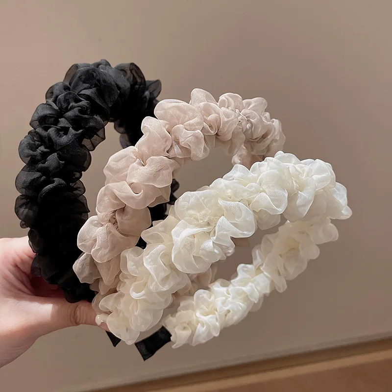 New Simple And Fashionable Retro Pleated Hairband Girls' Daily Versatile Headband Hair Accessories
New Simple And Fashionable Retro Pleated Hairband Girls' Daily Versatile Headband Hair Accessories