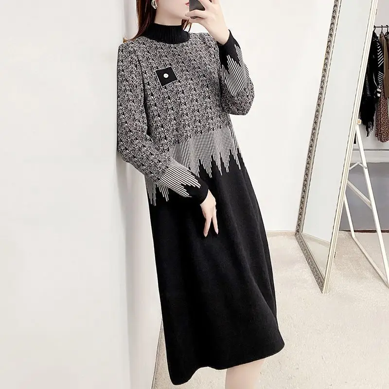 2023 Autumn Winter Women Patchwork Oversize Knit Dress Fashion Half High Collar Warm Print Female Loose Long Sweater Dresses
2023 Autumn Winter Women Patchwork Oversize Knit Dress Fashion Half High Collar Warm Print Female Loose Long Sweater Dresses