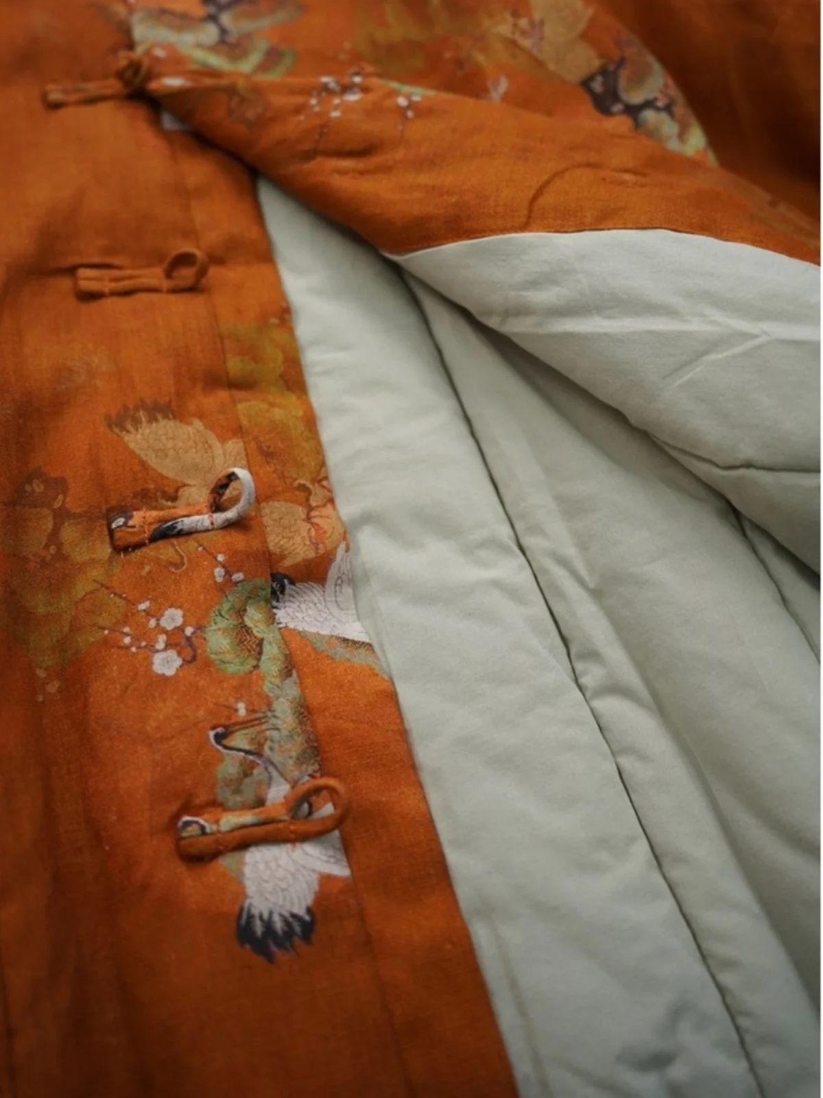 Retro Cotton Jaet Women's Winter New Chinese Sle National Print Cotton Coat Stand Collar Button Front Lined Outerwear
Retro Cotton Jaet Women's Winter New Chinese Sle National Print Cotton Coat Stand Collar Button Front Lined Outerwear