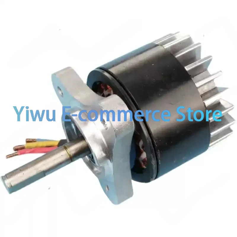DC18V 36V 300W 500W мощность внешний ротор бесщеточный двигатель для садового инструмента электрическая пила газонокосилка пропеллер резка вытягивающая сетка лодка
DC18V 36V 300W 500W мощность внешний ротор бесщеточный двигатель для садового инструмента электрическая пила газонокосилка пропеллер резка вытягивающая сетка лодка