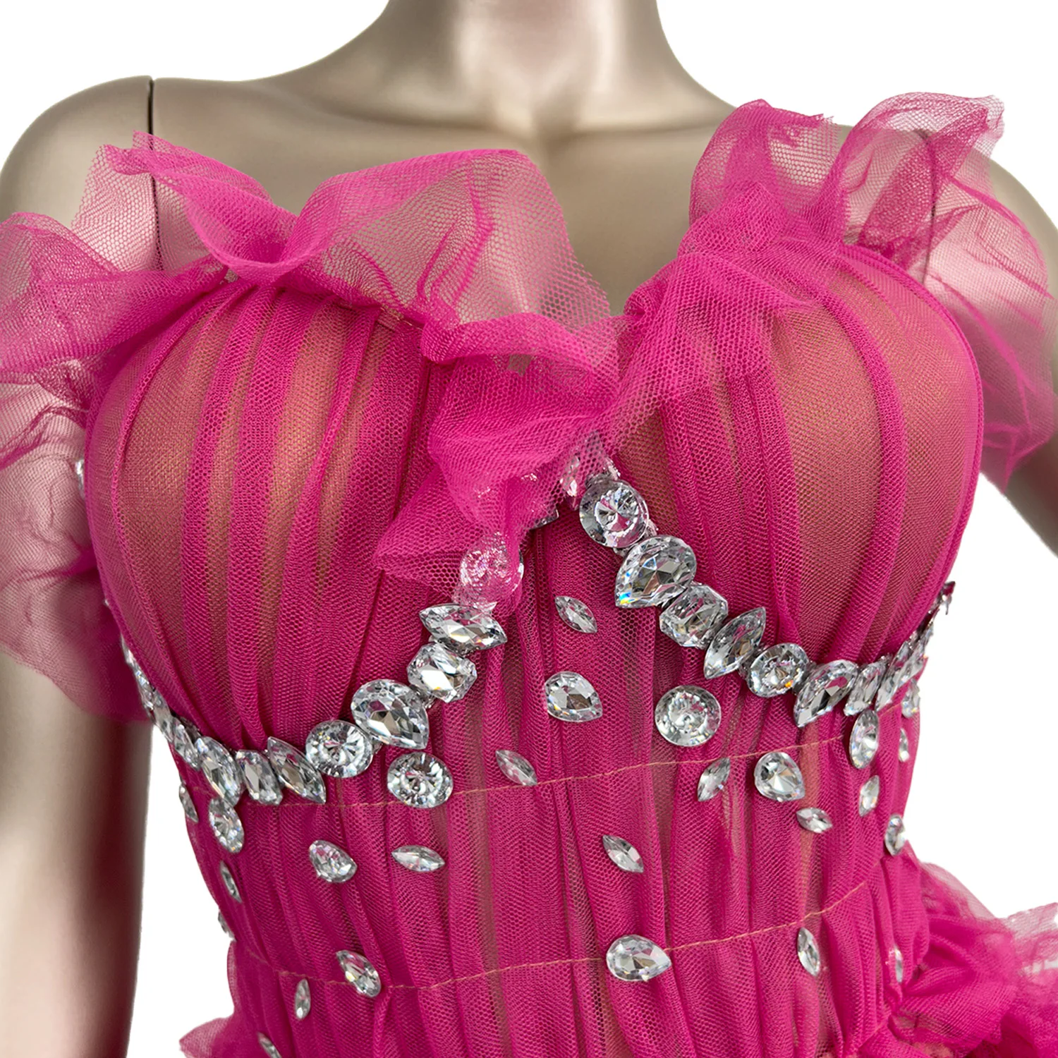 Sparkly Rhinestone Tops Mini Skirt 2Pieces Set Women Party Evening Prom Celebrate Birthday Photo Shoot Strapless Short Dress
Sparkly Rhinestone Tops Mini Skirt 2Pieces Set Women Party Evening Prom Celebrate Birthday Photo Shoot Strapless Short Dress