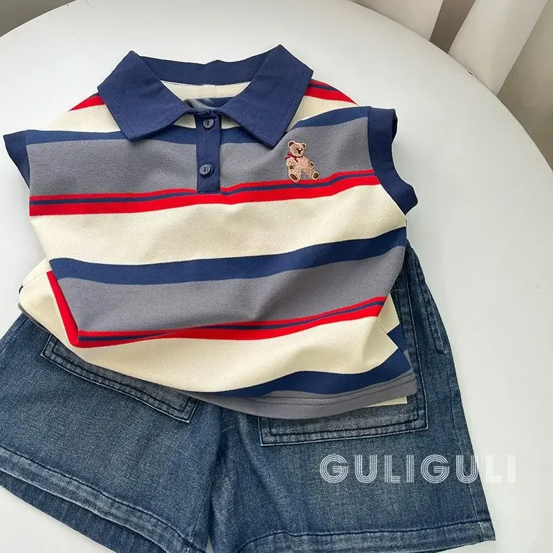 Boys Set Summer 2024 Korean Version Sleeveless Outerwear Cool Children's POLO Shirt and Oversize Denim Shorts Baby Set Two-piece
Boys Set Summer 2024 Korean Version Sleeveless Outerwear Cool Children's POLO Shirt and Oversize Denim Shorts Baby Set Two-piece