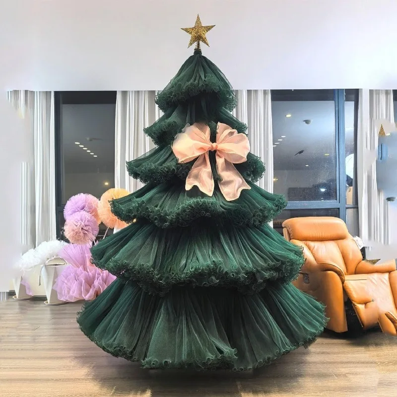 Mesh Christmas tree shopping mall window restaurant atmosphere decoration Internet celebrity photo clock in decoration
Mesh Christmas tree shopping mall window restaurant atmosphere decoration Internet celebrity photo clock in decoration