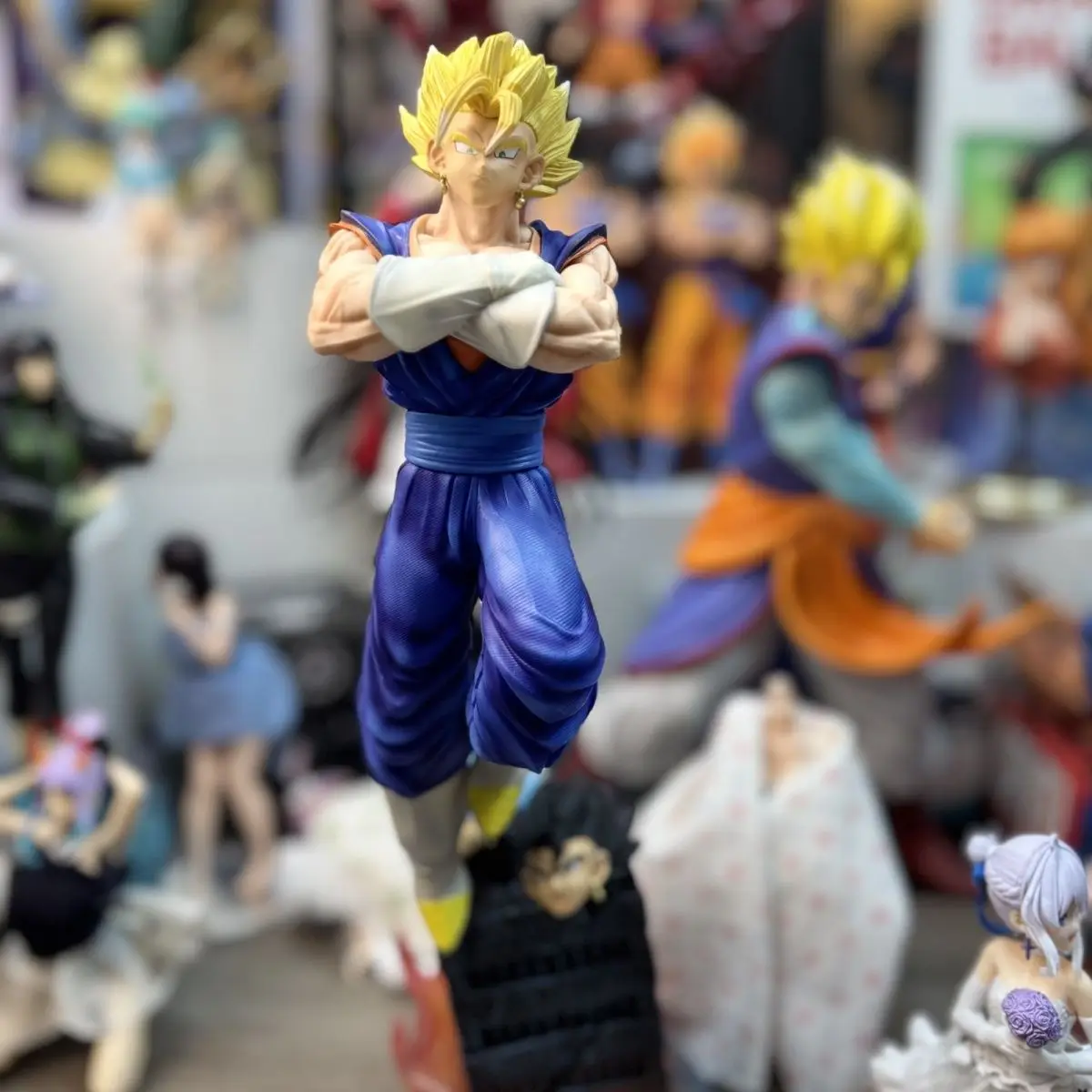 17.72in/45cm Anime Figure Super Saiyan Vegetto Action Figures Pvc Statue Model Dragon Ball Z Ssj Vegito Collection Toys Gifts
17.72in/45cm Anime Figure Super Saiyan Vegetto Action Figures Pvc Statue Model Dragon Ball Z Ssj Vegito Collection Toys Gifts