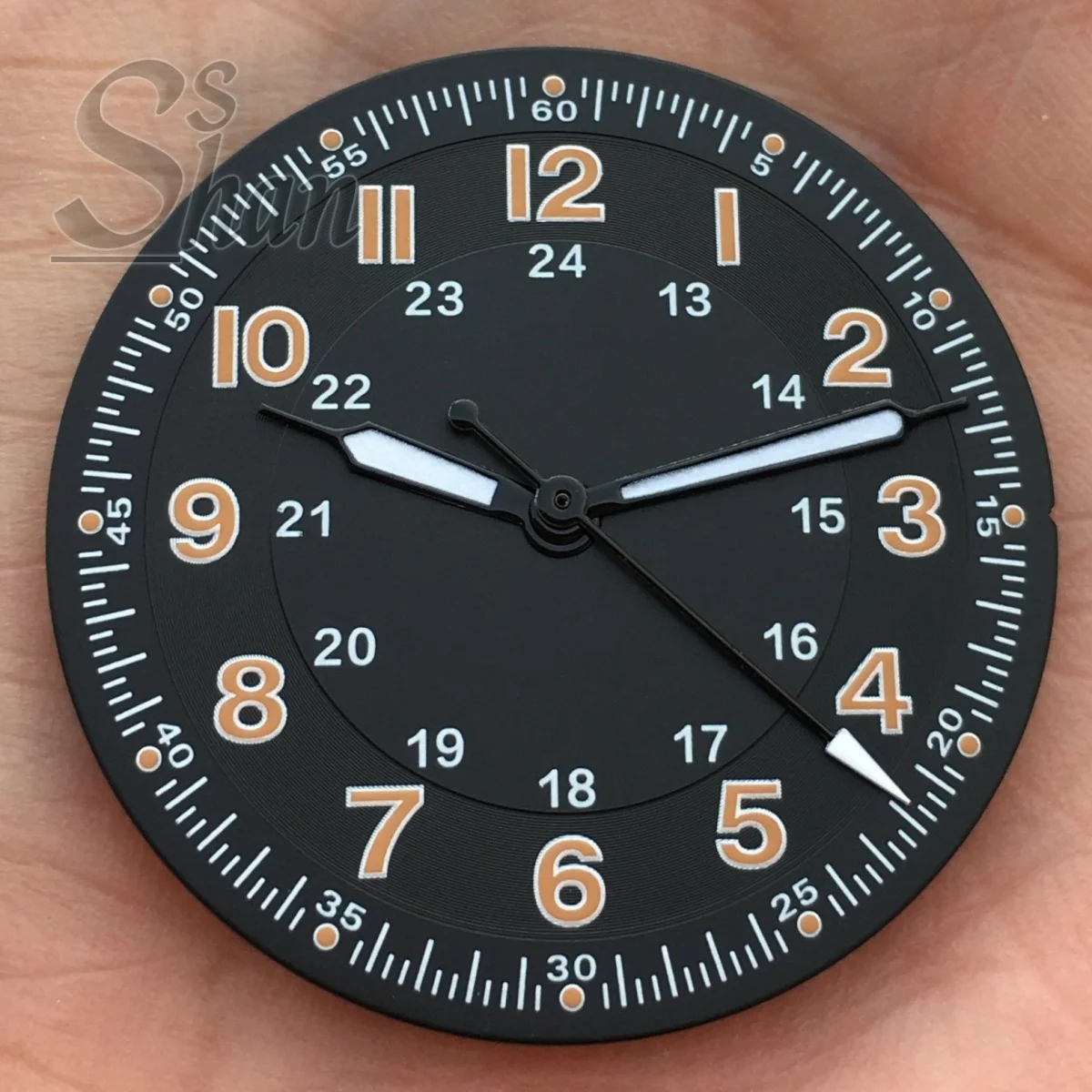 Classic sterile 29mm black pilot watch dial part NH35A NH36 ETA2824 PT5000 movement replacement parts
Classic sterile 29mm black pilot watch dial part NH35A NH36 ETA2824 PT5000 movement replacement parts