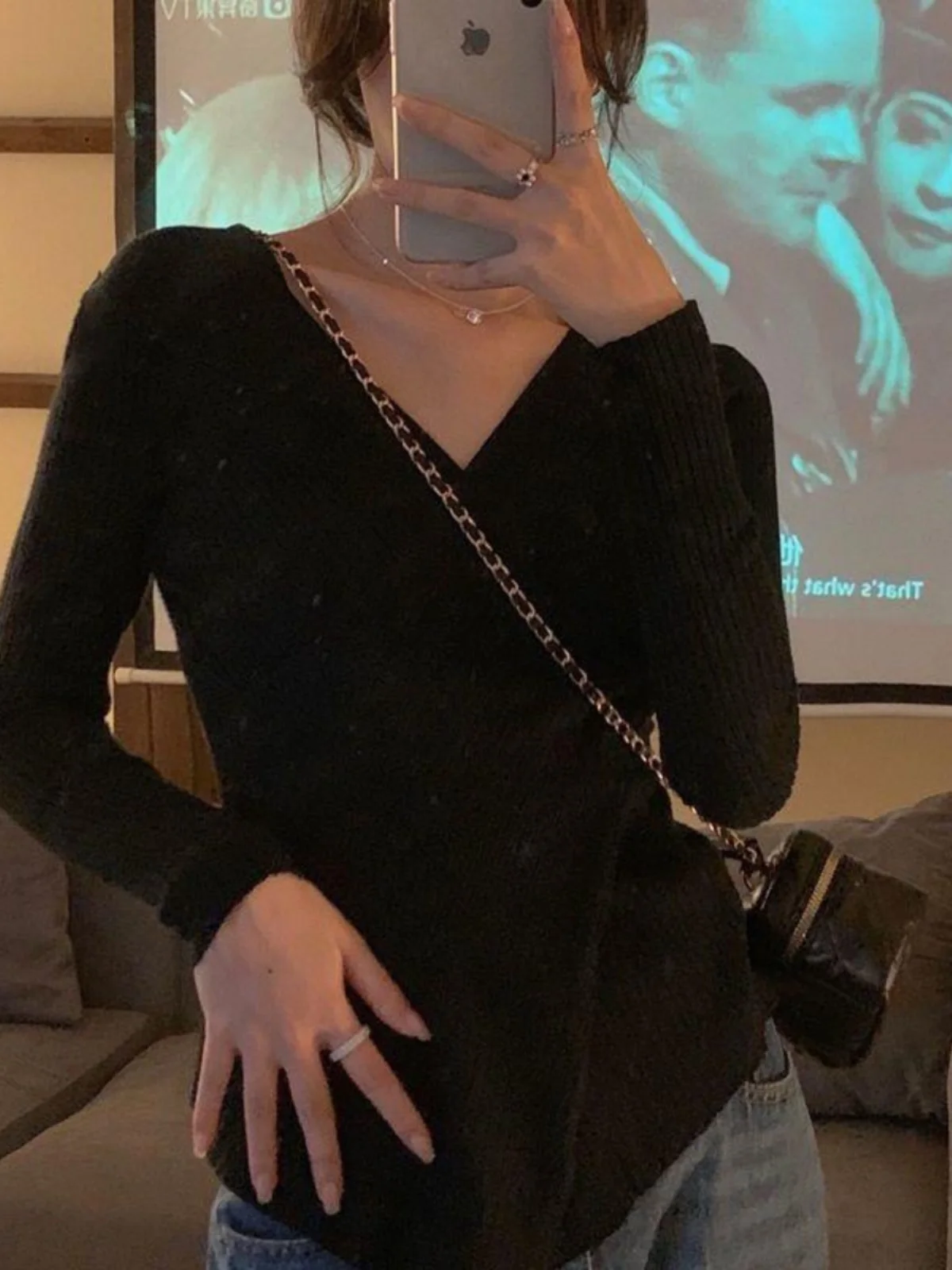 Women's Cross V-Neck Long Sleeve Knitted Base Shirt Slim Fit Color Trendy Design Autumn Winter New Arrival Commute Style
Women's Cross V-Neck Long Sleeve Knitted Base Shirt Slim Fit Color Trendy Design Autumn Winter New Arrival Commute Style