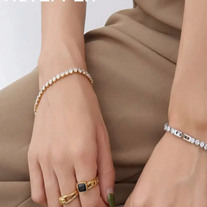 925 sterling silver hip-hop tennis bracelet luxurious charm cubic zirconia bracelet womens earth jewelry wedding engagement gift
925 sterling silver hip-hop tennis bracelet luxurious charm cubic zirconia bracelet womens earth jewelry wedding engagement gift