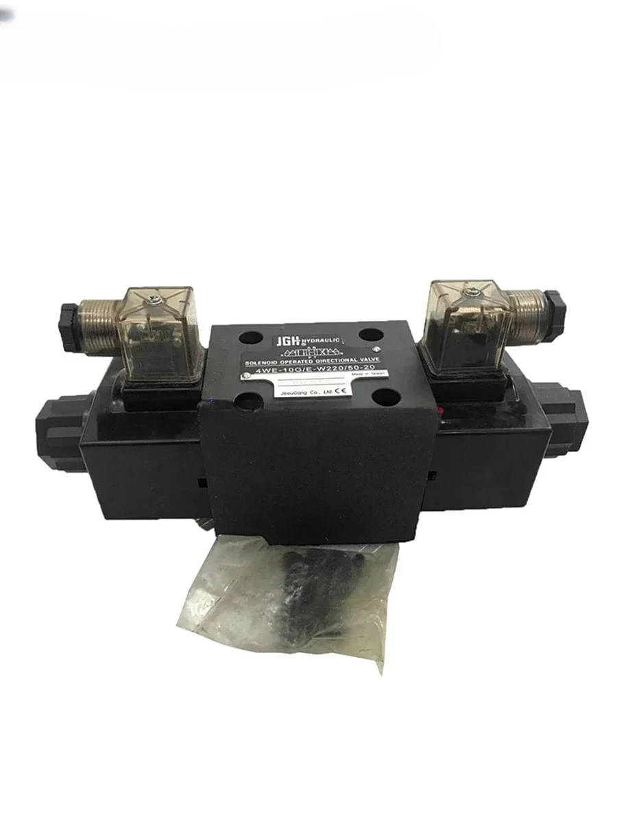 Electromagnetic directional valve 4WE-6 10-EDHFG/E/G24 W2240-50-20 with low noise
Electromagnetic directional valve 4WE-6 10-EDHFG/E/G24 W2240-50-20 with low noise