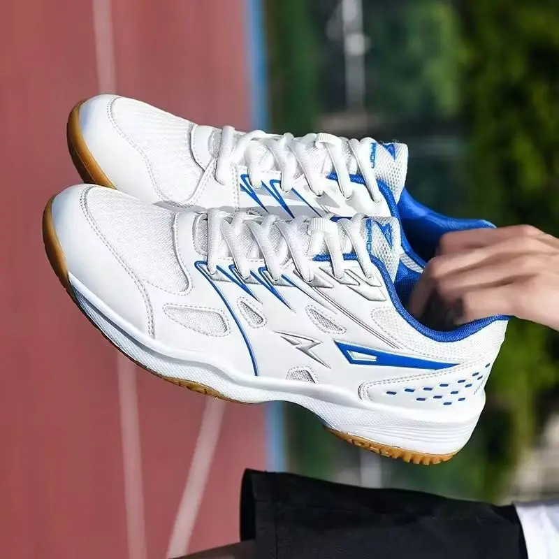 Professional Badminton Shoe Anti-Slippery Tennis Shoes Super Light Indoor Court Shoes Hard-Wearing Table Tennis Shoes For Men
Professional Badminton Shoe Anti-Slippery Tennis Shoes Super Light Indoor Court Shoes Hard-Wearing Table Tennis Shoes For Men