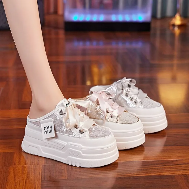 2025 New Fashion Women's Slippers Outfit Fashionable Women's Slippers Without Heel Casual Thick Slip-Increasing Women's Slippers
2025 New Fashion Women's Slippers Outfit Fashionable Women's Slippers Without Heel Casual Thick Slip-Increasing Women's Slippers