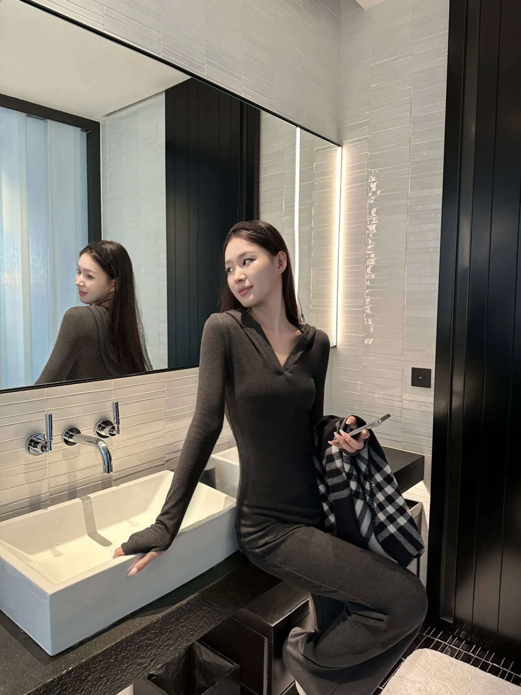 5werkwen двусторонняя толстовка с капюшоном и брюки, женский повседневный осенний комплект из смеси хлопка, удобная посадка
5werkwen двусторонняя толстовка с капюшоном и брюки, женский повседневный осенний комплект из смеси хлопка, удобная посадка