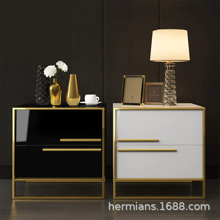 Modern simple bedside table Hong Kong style light luxury black and white bright paint bedside storage cabinet
Modern simple bedside table Hong Kong style light luxury black and white bright paint bedside storage cabinet