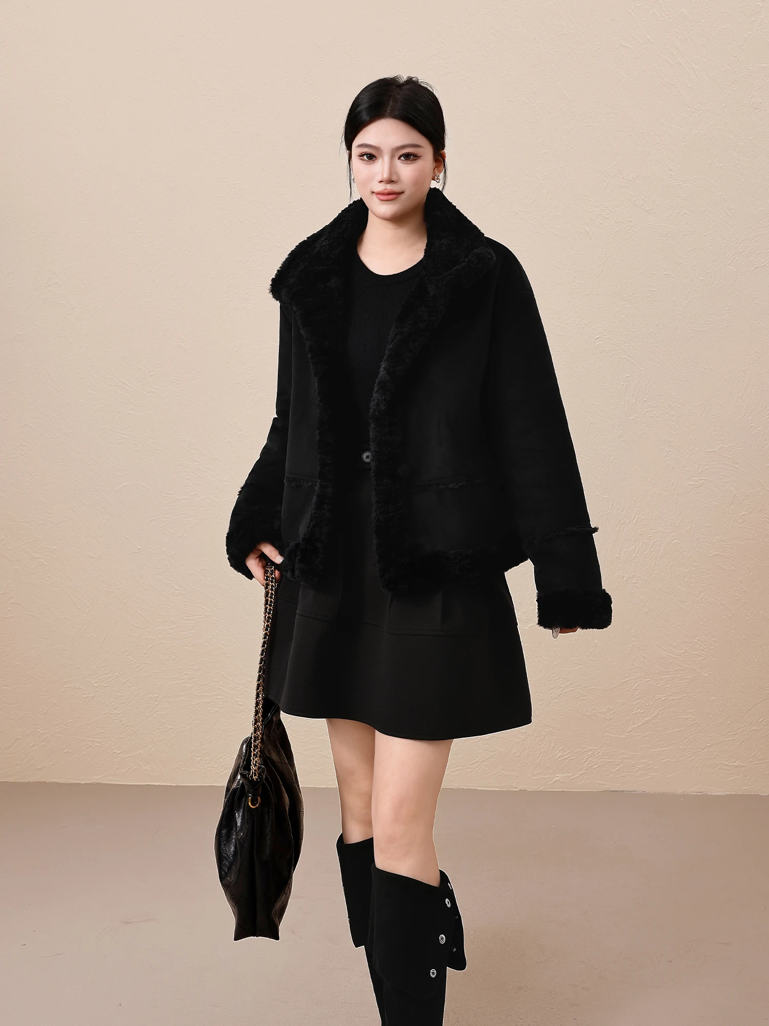 Теплое короткое пальто для женщин в винтажном стиле, прямого кроя, из полиэстера, утепленное, с длинными рукавами, приталенное, для осени и зимы
Теплое короткое пальто для женщин в винтажном стиле, прямого кроя, из полиэстера, утепленное, с длинными рукавами, приталенное, для осени и зимы