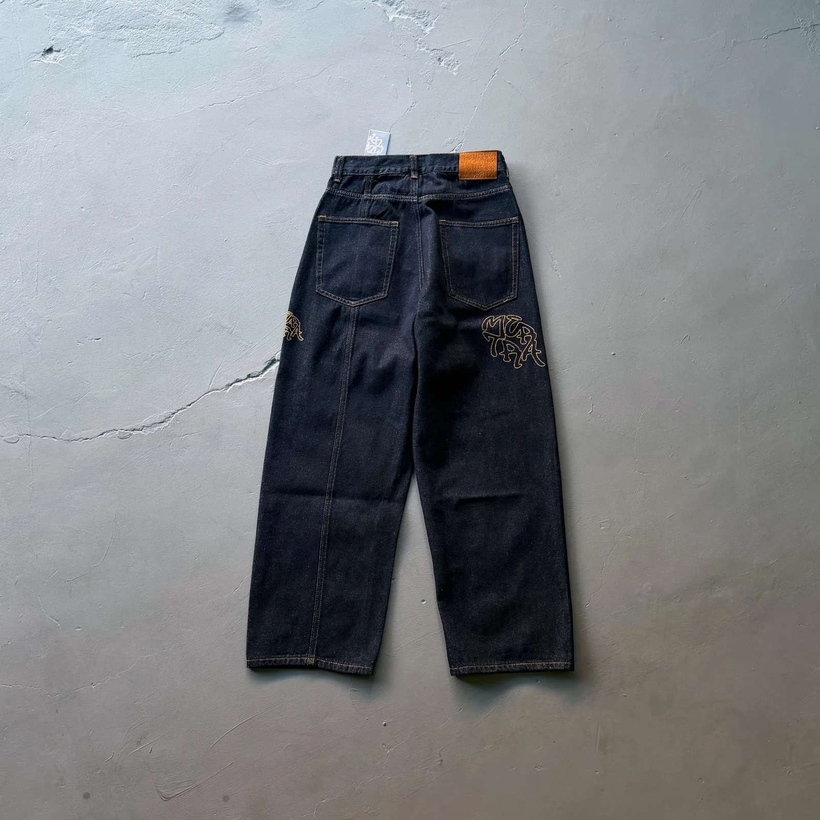 Джинсы Mertra с вышивкой: американские ретро-брюки в стиле стритвир, хип-хоп, свободного кроя, прямые, для скейтбординга
Джинсы Mertra с вышивкой: американские ретро-брюки в стиле стритвир, хип-хоп, свободного кроя, прямые, для скейтбординга