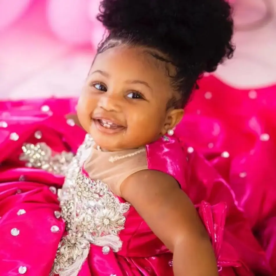 Hot Pink Flower Girl Dress for Wedding Beading Sleeveless Puffy Floor Lenght Kids Birthday Gowns Luxury Princess Dress Custom
Hot Pink Flower Girl Dress for Wedding Beading Sleeveless Puffy Floor Lenght Kids Birthday Gowns Luxury Princess Dress Custom