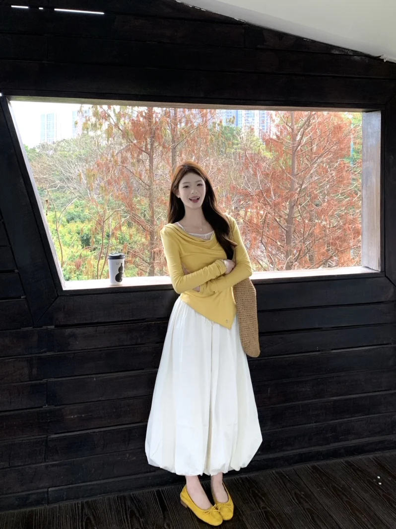Korean Style Soft Fashion Set Women Summer 2026 New Lace Splicing Fake Two-Piece Top Flower Bud Skirt Casual Commute
Korean Style Soft Fashion Set Women Summer 2026 New Lace Splicing Fake Two-Piece Top Flower Bud Skirt Casual Commute