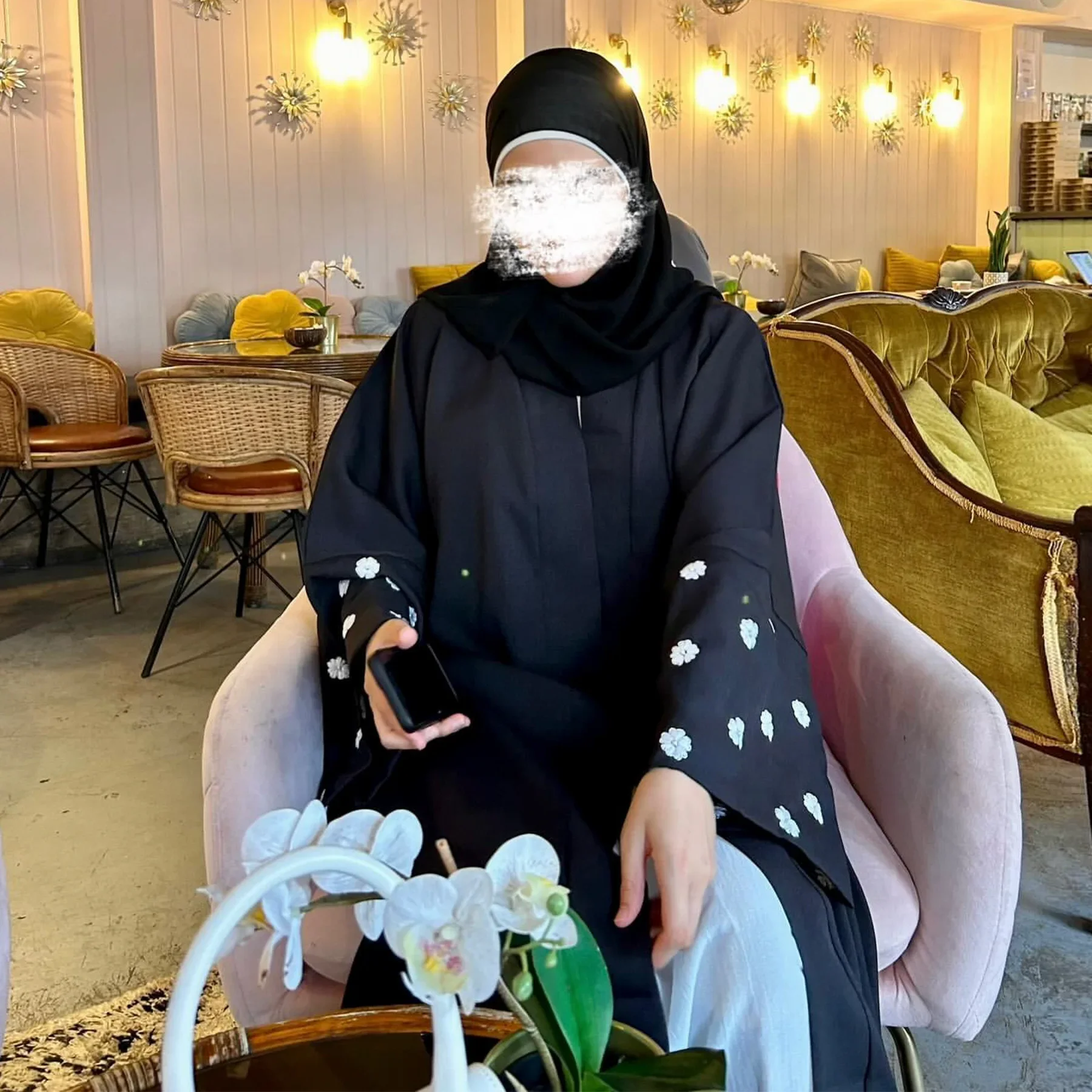Eid Ramadan Flower Embroidery Open Kimono Abaya for Women Muslim Long Sleeve Dress Turkey Islam Clothing Kaftan Robe Arab Caftan
Eid Ramadan Flower Embroidery Open Kimono Abaya for Women Muslim Long Sleeve Dress Turkey Islam Clothing Kaftan Robe Arab Caftan