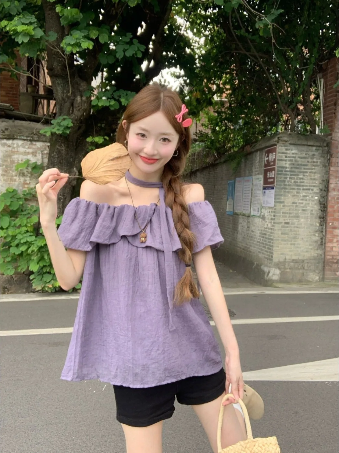 Повседневный уникальный топ на одно плечо с оборками и свободным кроем для женщин, фиолетовый, в стиле «нежный ветер», для летнего отдыха
Повседневный уникальный топ на одно плечо с оборками и свободным кроем для женщин, фиолетовый, в стиле «нежный ветер», для летнего отдыха