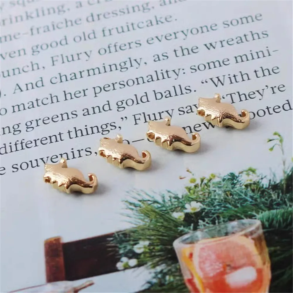 1pcs 14k Copper-plated Gold Color Little Mouse Brushed 5*10mm Small Pendant Diy Jewelry Bracelet Necklace Earrings Pendant Charm
1pcs 14k Copper-plated Gold Color Little Mouse Brushed 5*10mm Small Pendant Diy Jewelry Bracelet Necklace Earrings Pendant Charm