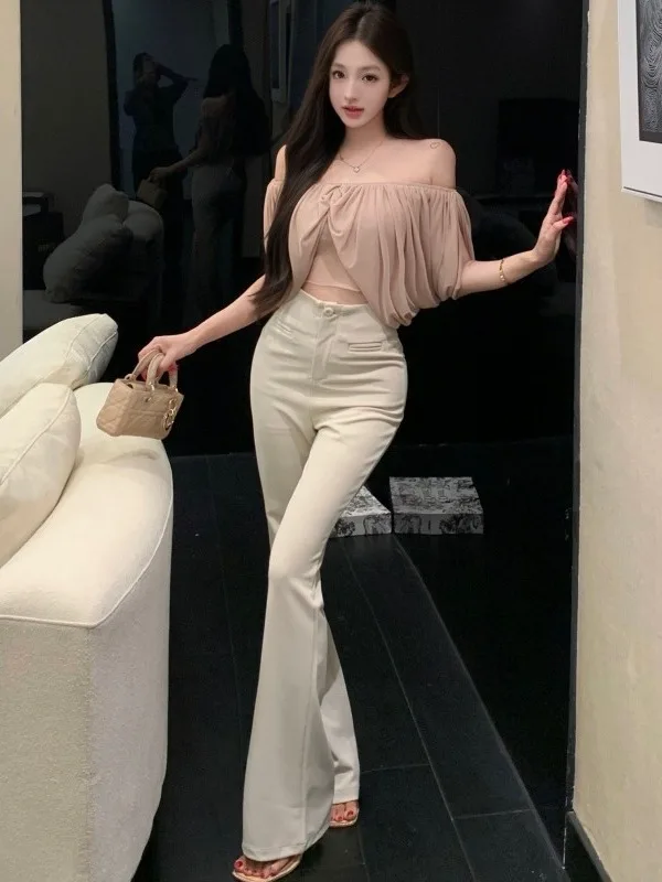 Korean Style Summer New Arrival Women's Fashion Set High Waist Long Pants One Shoulder Top Chic Casual Two-Piece Suit
Korean Style Summer New Arrival Women's Fashion Set High Waist Long Pants One Shoulder Top Chic Casual Two-Piece Suit