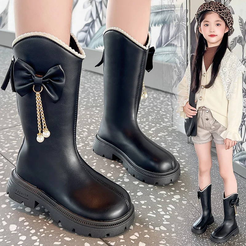 Детские термосапоги для девочек, новинка 2023 года, зимние детские ботинки с дышащей подкладкой и бантом, нескользящие подиумные ботинки для рождественской вечеринки
Детские термосапоги для девочек, новинка 2023 года, зимние детские ботинки с дышащей подкладкой и бантом, нескользящие подиумные ботинки для рождественской вечеринки