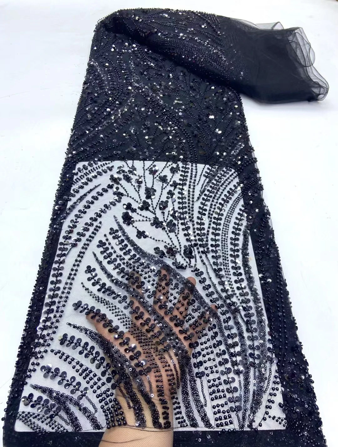 High Quality New Arrival African Bride Lace Fabric Material 2024 Nigerian French Sequins Heavy Beaded Lace Fabric For Wedding
High Quality New Arrival African Bride Lace Fabric Material 2024 Nigerian French Sequins Heavy Beaded Lace Fabric For Wedding
