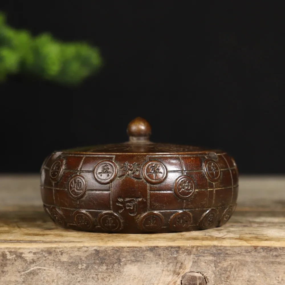 Chess ashtray retro covered nostalgic car office living room bedroom tea table ashtray decoration bronze statue animal sculpture
Chess ashtray retro covered nostalgic car office living room bedroom tea table ashtray decoration bronze statue animal sculpture