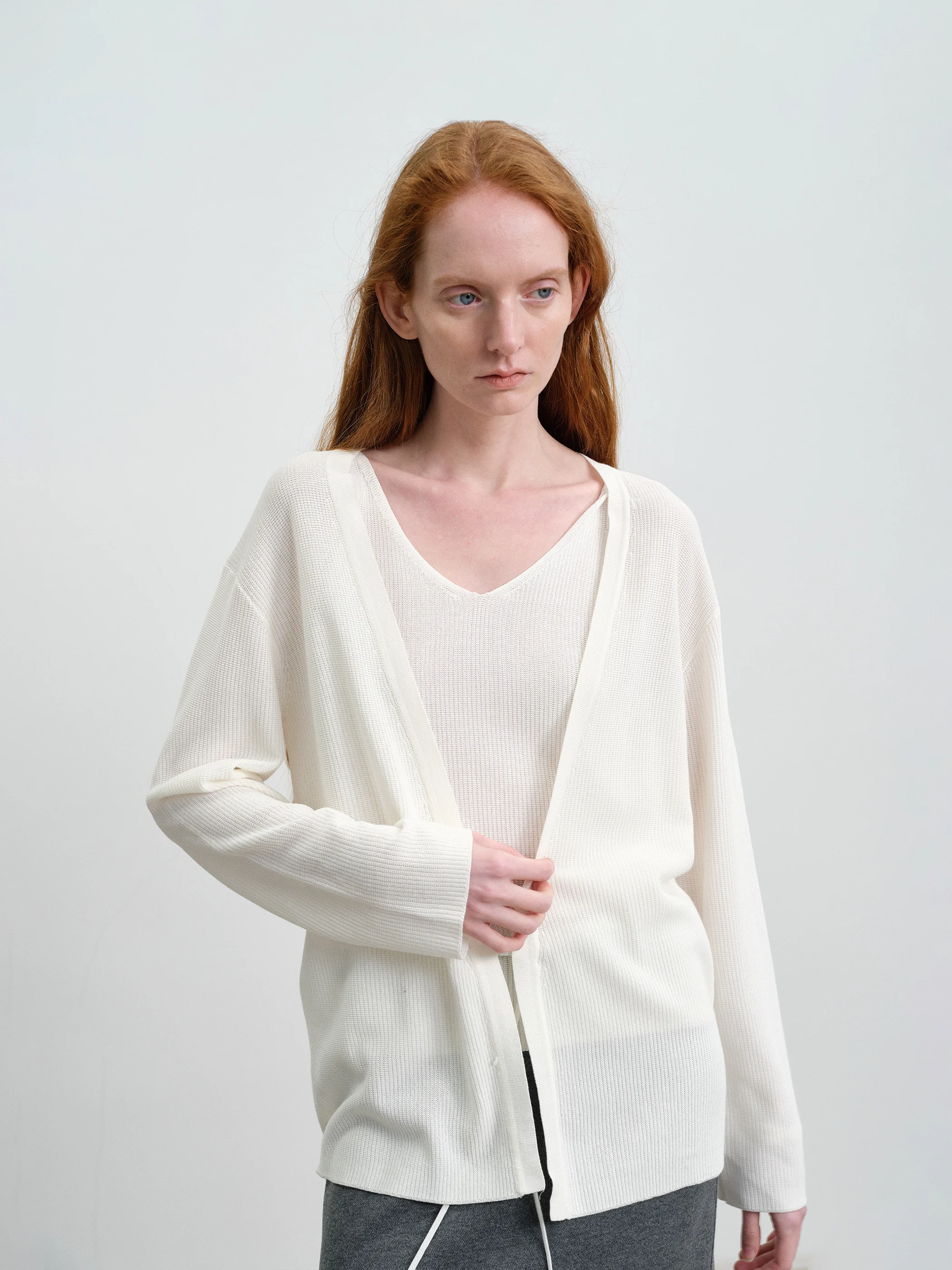 Silavie Acetate Cotton Open Cardigan Strap Two-Piece Set Women Summer Elegance V-Neck White Thin Knitted Top Breathable Sprin...
Silavie Acetate Cotton Open Cardigan Strap Two-Piece Set Women Summer Elegance V-Neck White Thin Knitted Top Breathable Sprin...