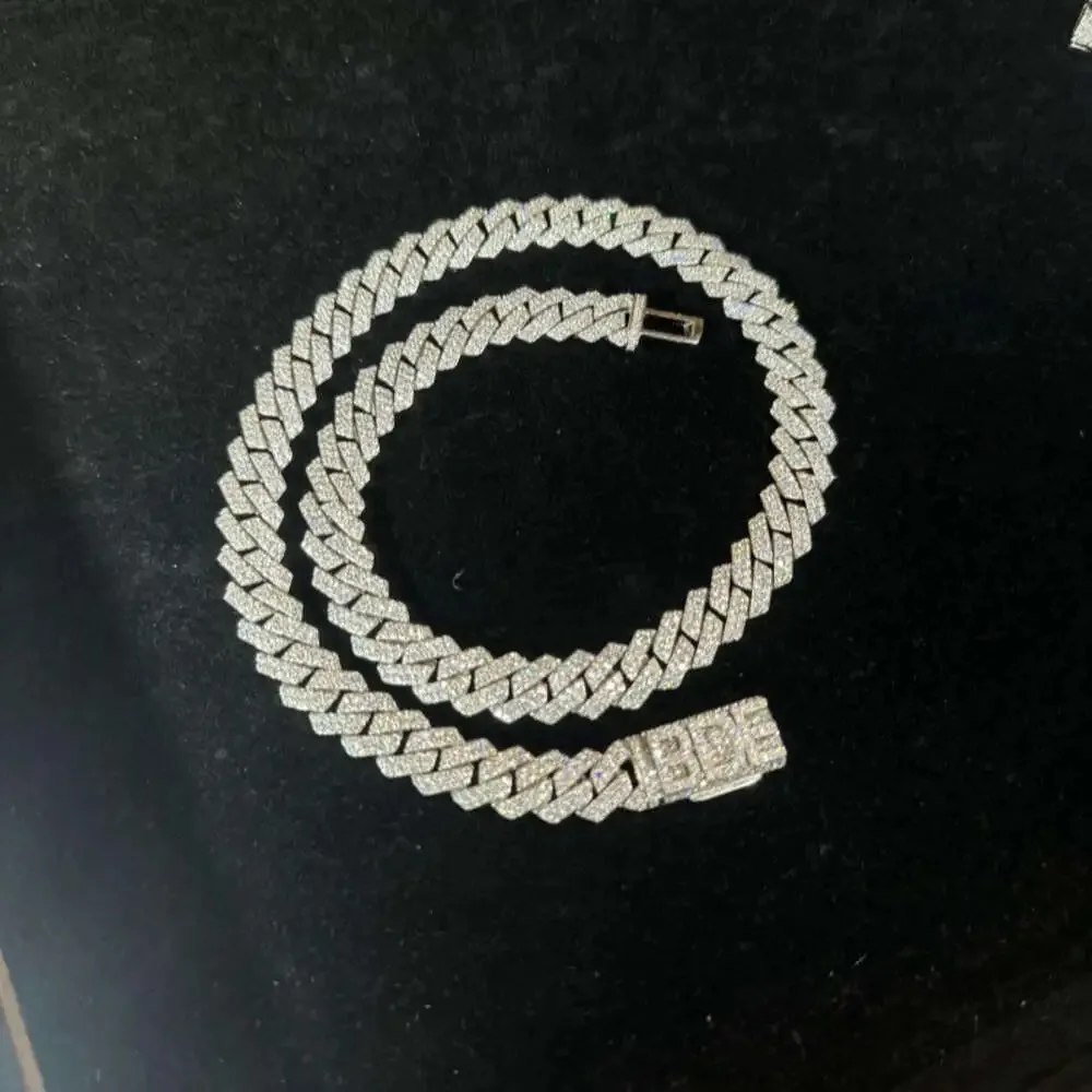 10mm 12mm 2 Row Cuban Link Chain S925 Silver Vvs Moissanite Cuban Chain Passed Diamond Tester Gra Certificate Hip Hop
10mm 12mm 2 Row Cuban Link Chain S925 Silver Vvs Moissanite Cuban Chain Passed Diamond Tester Gra Certificate Hip Hop