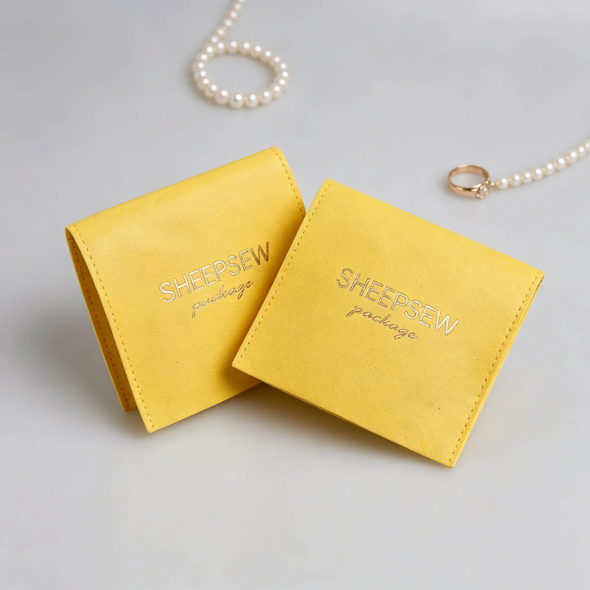 50Pcs/Lot Custom Logo Printed Microfiber Necklace Jewelry Envelope Flap Bag White Luxury Microfiber Jewelry Gift Pouch
50Pcs/Lot Custom Logo Printed Microfiber Necklace Jewelry Envelope Flap Bag White Luxury Microfiber Jewelry Gift Pouch