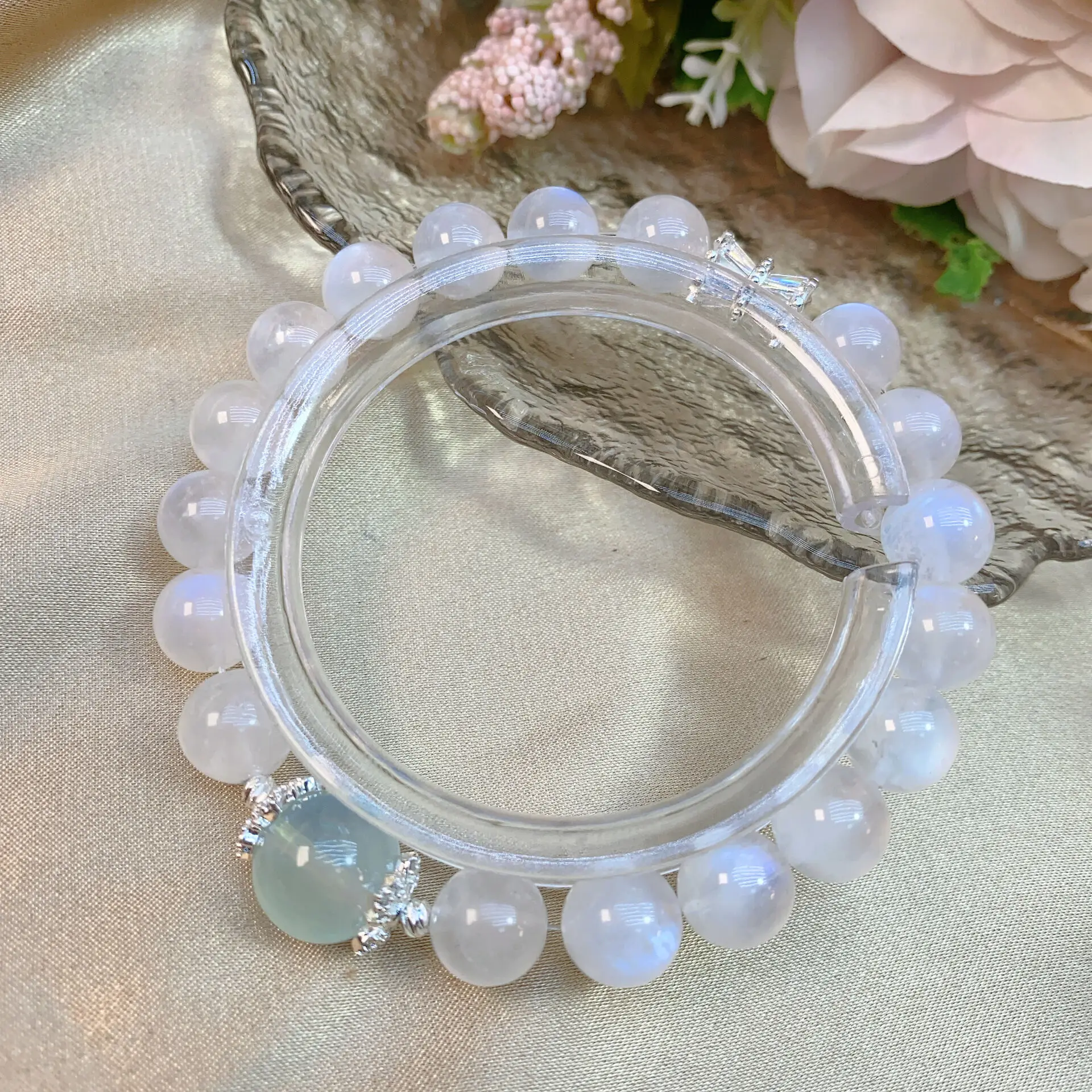 Natural Moonlight Plus Sea Blue Treasure Top Bead Light Luxury Fashion Women s Handstring W Lucky Hand String
Natural Moonlight Plus Sea Blue Treasure Top Bead Light Luxury Fashion Women s Handstring W Lucky Hand String
